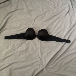 Victoria Secret Black Strapless Bra